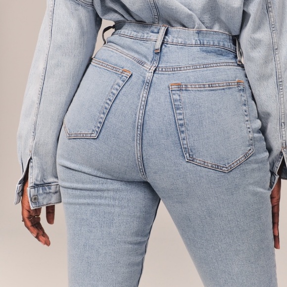 90’s Curve Love Ultra High Rise - Picture 6 of 9